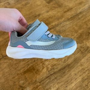 ✨Toddler girls shoes size 7✨